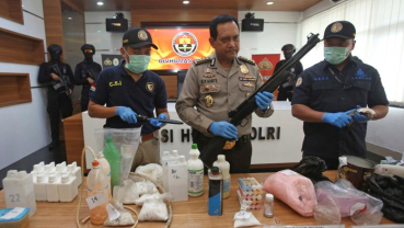 Indonesia police make more arrests in foiled Jakarta bomb plot